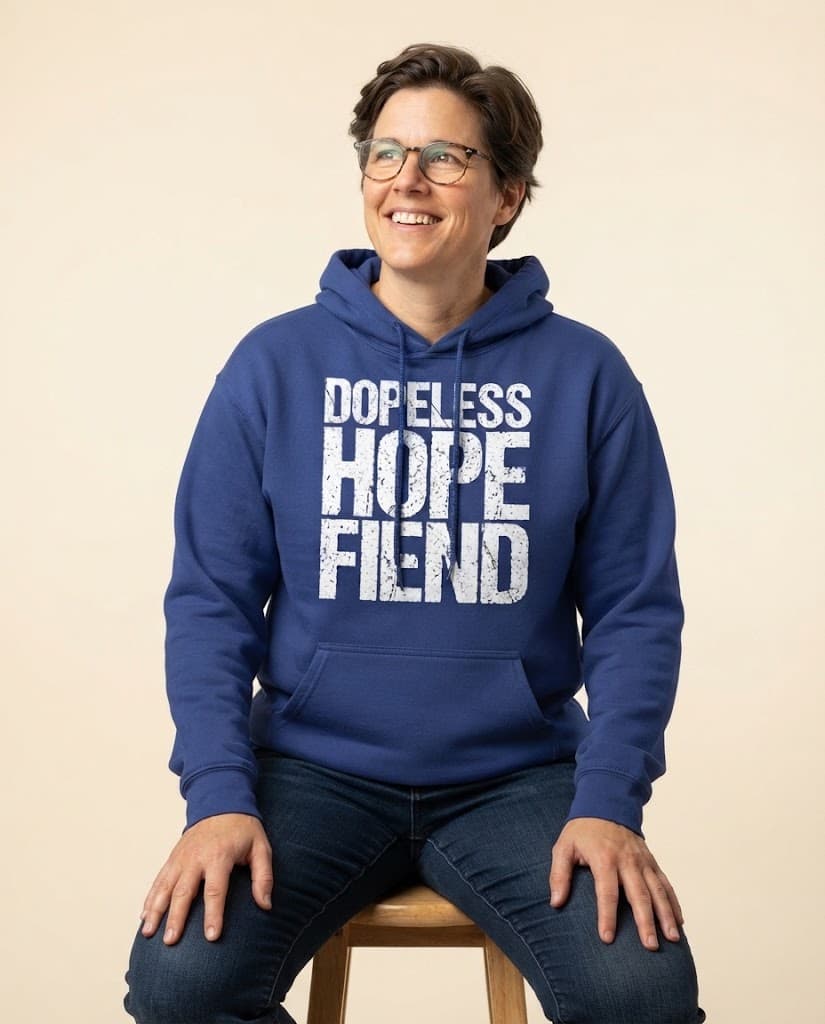 Lustiger Hoodie mit dem Aufdruck „Dopeless Hope Fiend“